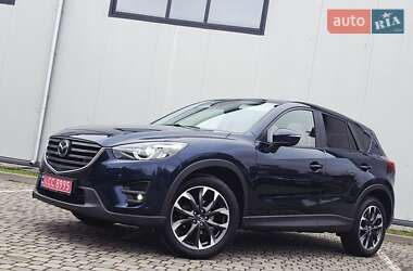 Позашляховик / Кросовер Mazda CX-5 2017 в 