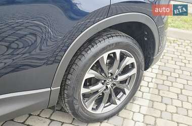 Позашляховик / Кросовер Mazda CX-5 2017 в 