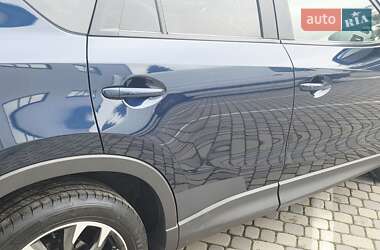 Позашляховик / Кросовер Mazda CX-5 2017 в 