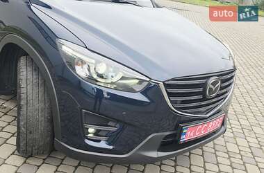 Позашляховик / Кросовер Mazda CX-5 2017 в 
