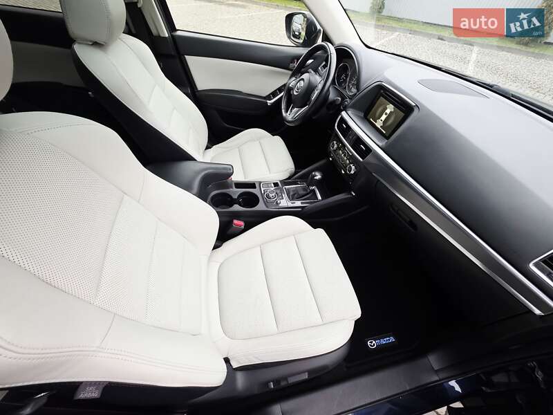 Внедорожник / Кроссовер Mazda CX-5 2017 в Ивано-Франковске