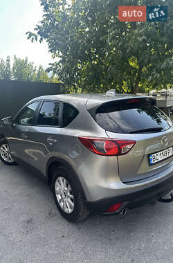 Позашляховик / Кросовер Mazda CX-5 2012 в 