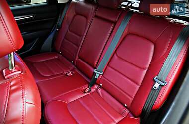 Внедорожник / Кроссовер Mazda CX-5 2023 в 