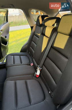 Внедорожник / Кроссовер Mazda CX-5 2012 в 