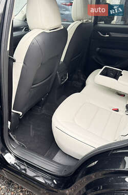 Внедорожник / Кроссовер Mazda CX-5 2023 в 