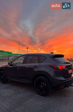 Позашляховик / Кросовер Mazda CX-5 2013 в 