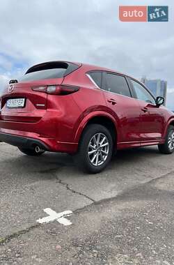 Позашляховик / Кросовер Mazda CX-5 2024 в 