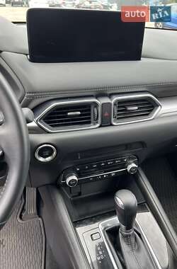 Позашляховик / Кросовер Mazda CX-5 2024 в 