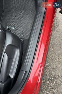 Позашляховик / Кросовер Mazda CX-5 2024 в 