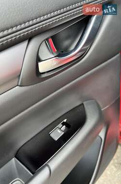 Позашляховик / Кросовер Mazda CX-5 2024 в 