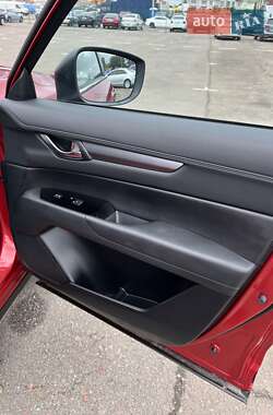 Позашляховик / Кросовер Mazda CX-5 2024 в 