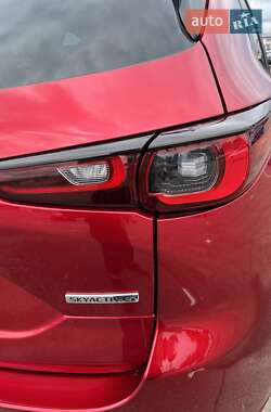 Позашляховик / Кросовер Mazda CX-5 2024 в 