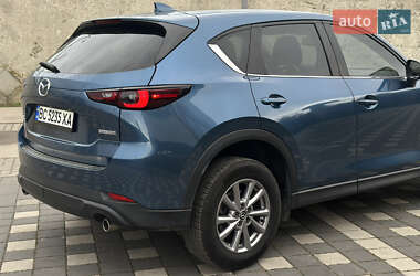 Позашляховик / Кросовер Mazda CX-5 2022 в 