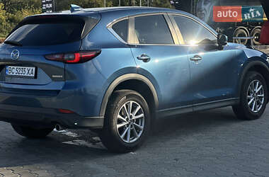 Позашляховик / Кросовер Mazda CX-5 2022 в 
