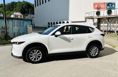 Позашляховик / Кросовер Mazda CX-5 2022 в 