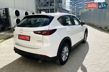 Позашляховик / Кросовер Mazda CX-5 2022 в 