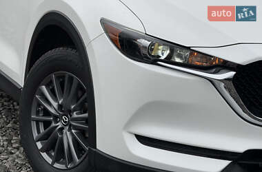 Позашляховик / Кросовер Mazda CX-5 2020 в 