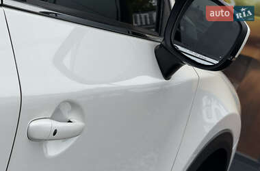 Позашляховик / Кросовер Mazda CX-5 2020 в 