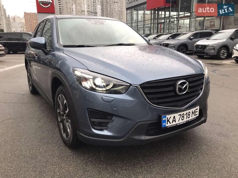 Позашляховик / Кросовер Mazda CX-5 2015 в 
