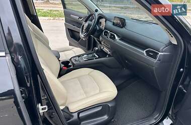 Позашляховик / Кросовер Mazda CX-5 2019 в 