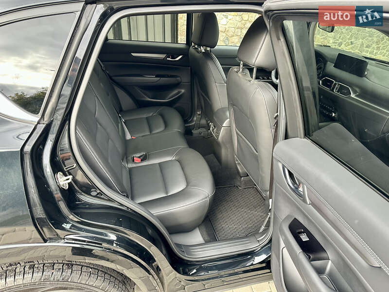 Внедорожник / Кроссовер Mazda CX-5 2025 в Киеве