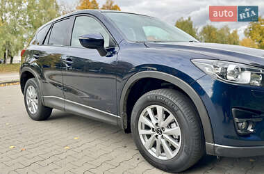 Позашляховик / Кросовер Mazda CX-5 2016 в 