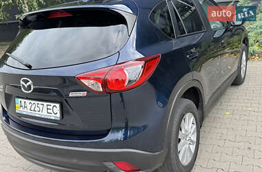 Позашляховик / Кросовер Mazda CX-5 2016 в 