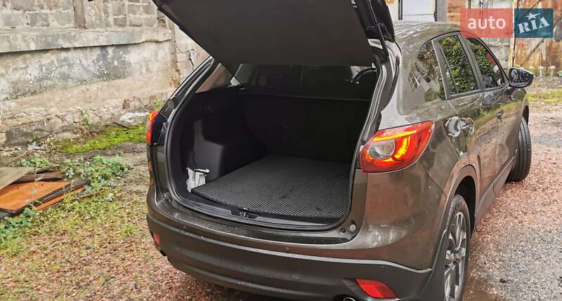 Позашляховик / Кросовер Mazda CX-5 2016 в Києві