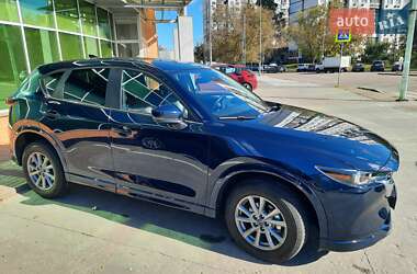 Внедорожник / Кроссовер Mazda CX-5 2023 в 