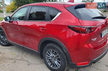 Позашляховик / Кросовер Mazda CX-5 2019 в 