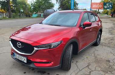 Позашляховик / Кросовер Mazda CX-5 2019 в 
