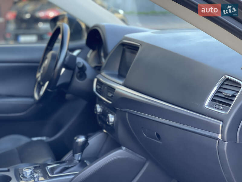 Позашляховик / Кросовер Mazda CX-5 2015 в Дубні
