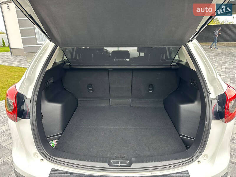 Внедорожник / Кроссовер Mazda CX-5 2016 в Калуше