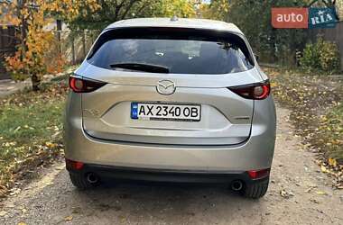 Позашляховик / Кросовер Mazda CX-5 2020 в  фото 12 Позашляховик / Кросовер Mazda CX-5 2020 в