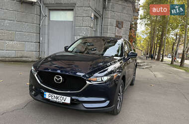 Позашляховик / Кросовер Mazda CX-5 2019 в 