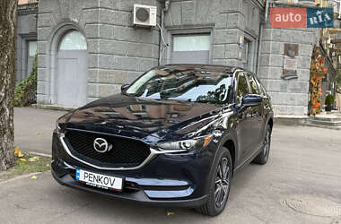 Позашляховик / Кросовер Mazda CX-5 2019 в 