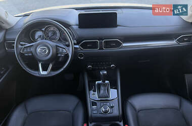 Позашляховик / Кросовер Mazda CX-5 2020 в 