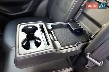 Позашляховик / Кросовер Mazda CX-5 2020 в 