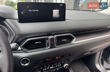 Позашляховик / Кросовер Mazda CX-5 2024 в 