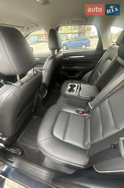 Позашляховик / Кросовер Mazda CX-5 2024 в  фото 12 Позашляховик / Кросовер Mazda CX-5 2024 в