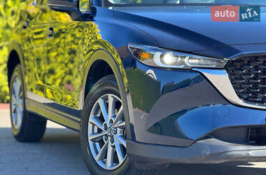 Позашляховик / Кросовер Mazda CX-5 2022 в 