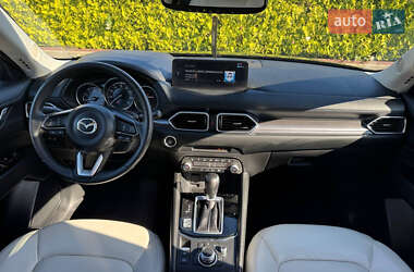 Позашляховик / Кросовер Mazda CX-5 2022 в 