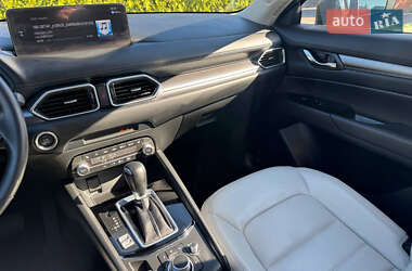 Позашляховик / Кросовер Mazda CX-5 2022 в 