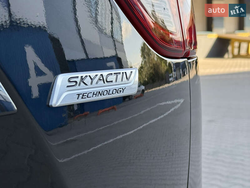Позашляховик / Кросовер Mazda CX-5 2016 в Рівному