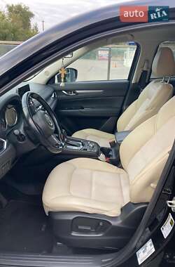 Внедорожник / Кроссовер Mazda CX-5 2017 в 