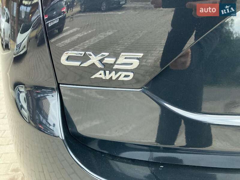 Позашляховик / Кросовер Mazda CX-5 2017 в Луцьку