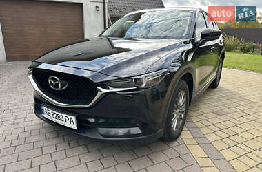 Позашляховик / Кросовер Mazda CX-5 2018 в  фото 5 Позашляховик / Кросовер Mazda CX-5 2018 в