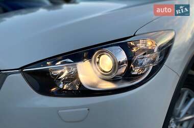 Позашляховик / Кросовер Mazda CX-5 2015 в  фото 3 Позашляховик / Кросовер Mazda CX-5 2015 в