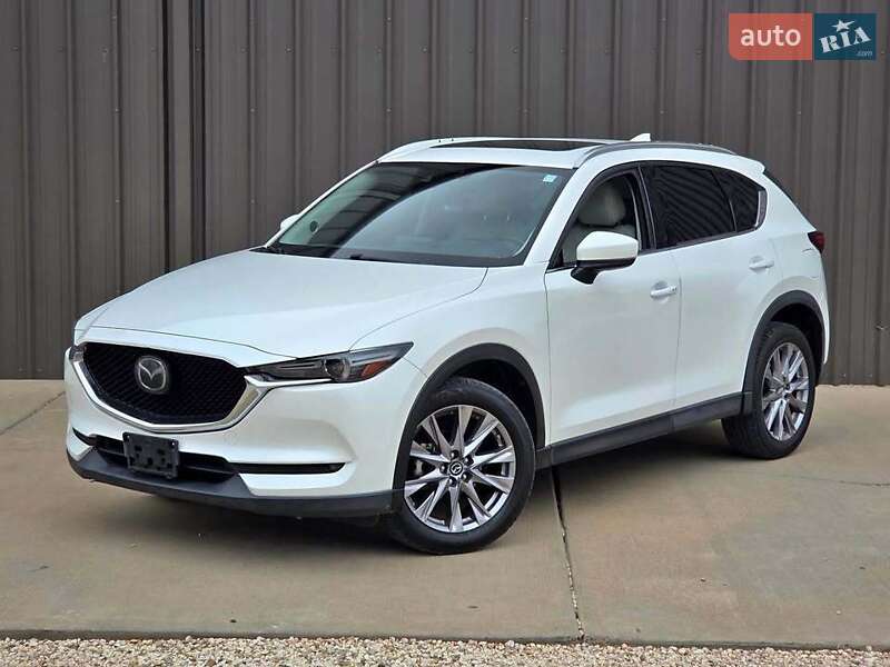 Внедорожник / Кроссовер Mazda CX-5 2018 в 