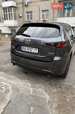 Позашляховик / Кросовер Mazda CX-5 2023 в 